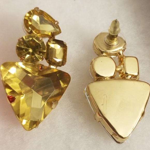 Earring Clusters - Picture 2 of 5